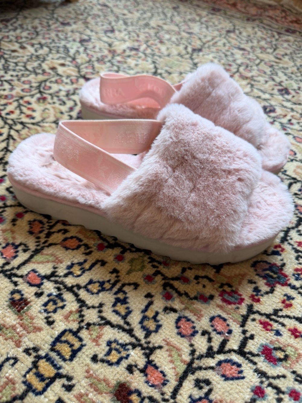 Koolaburra by Ugg Plush Pink Faux Fur Slide Sandals with Elastic Back Strap